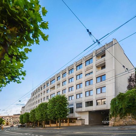 Neuchatel City Hotel エクステリア 写真