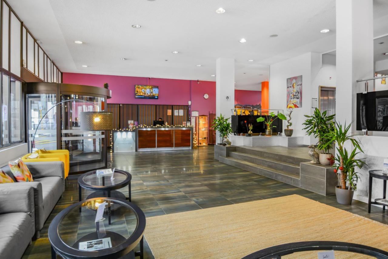 Neuchatel City Hotel エクステリア 写真